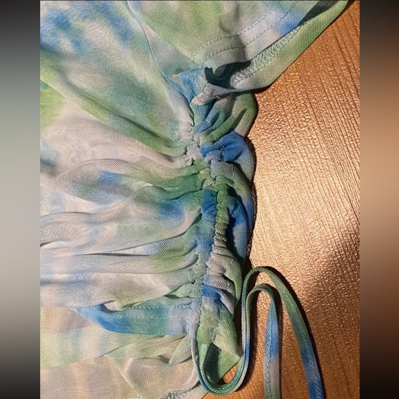 Revamp beach wear cover up - Picture 3 of 4